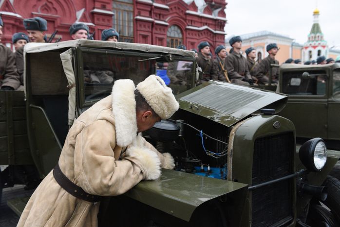 Торжественный марш в честь 78-ой годовщины военного парада 7 ноября 1941 года