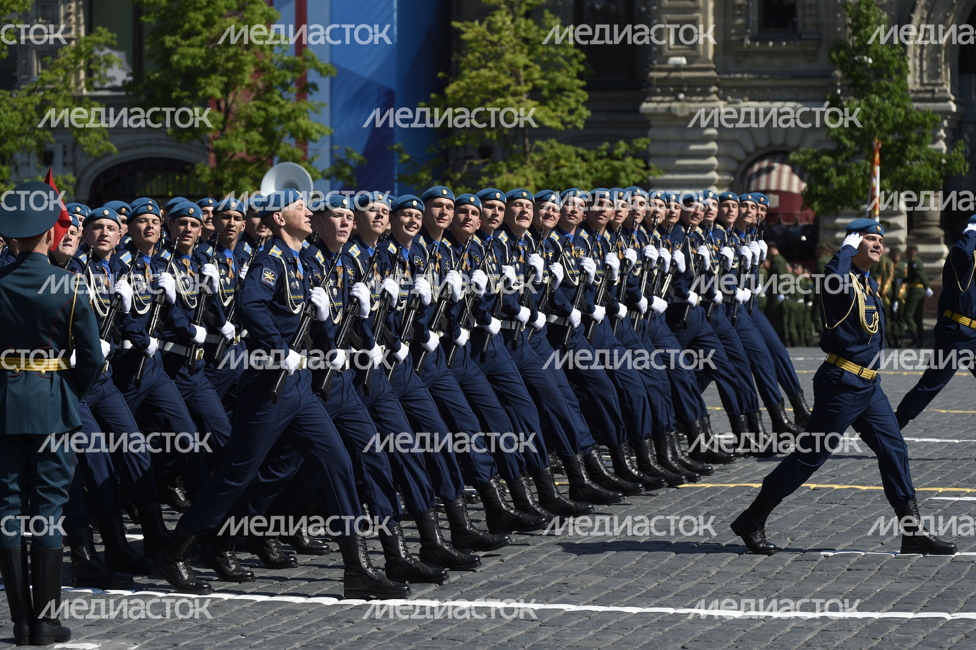 Парад Победы на Красной площади в Москве Парад Победы на Красной площади в Москве