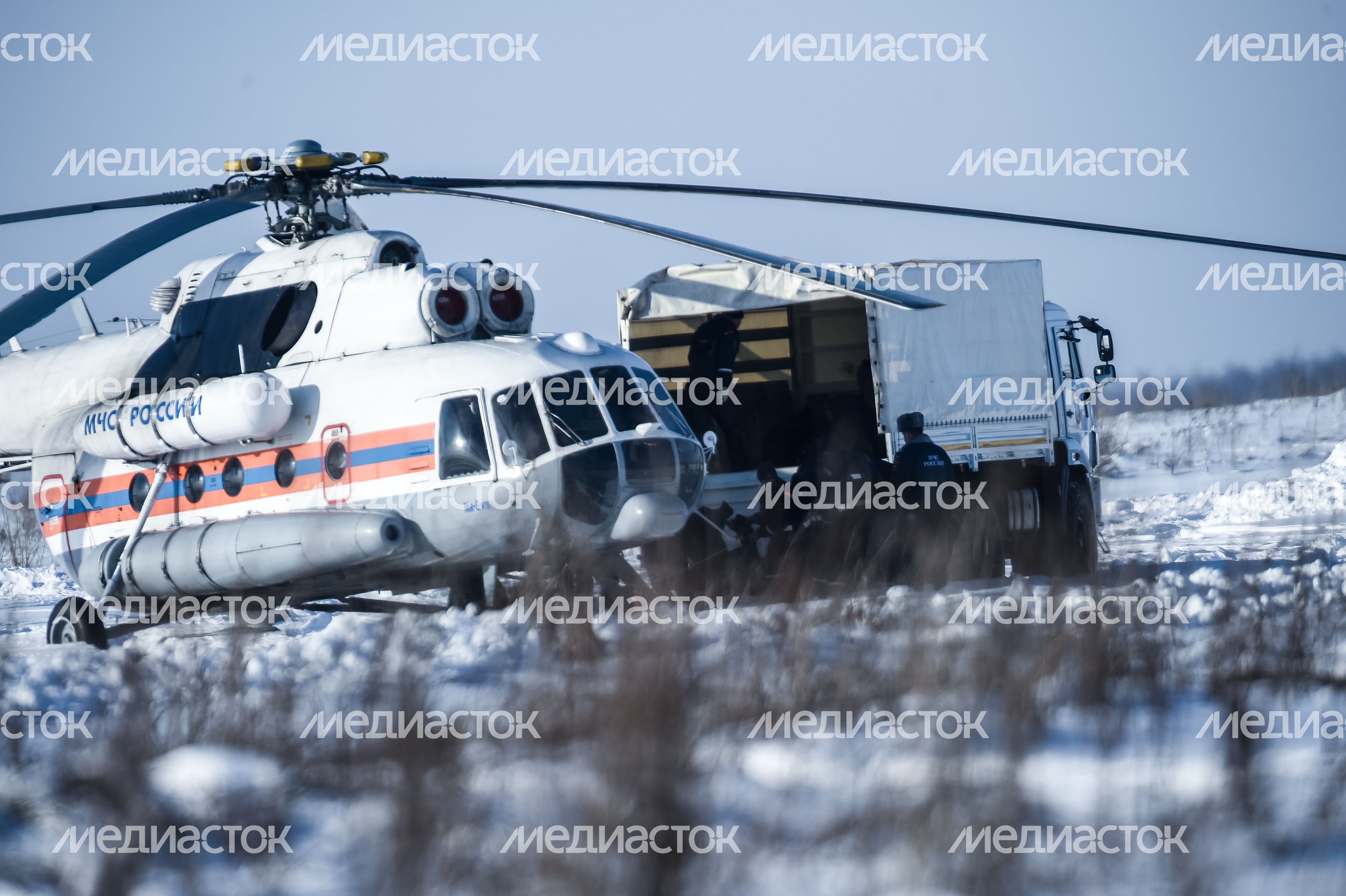 Работы на месте крушения самолета АН-148 в Подмосковье