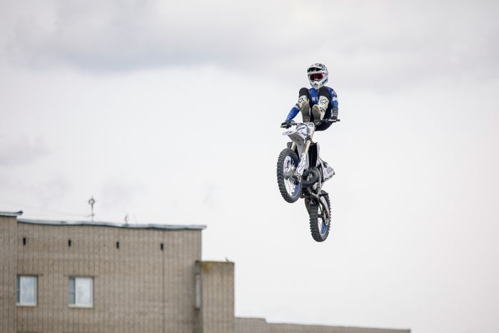 Шоу команды мотофристайла FMX13 в Лобне