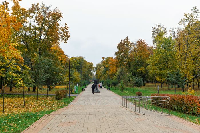 Центральный парк культуры и отдыха в Люберцах осенью