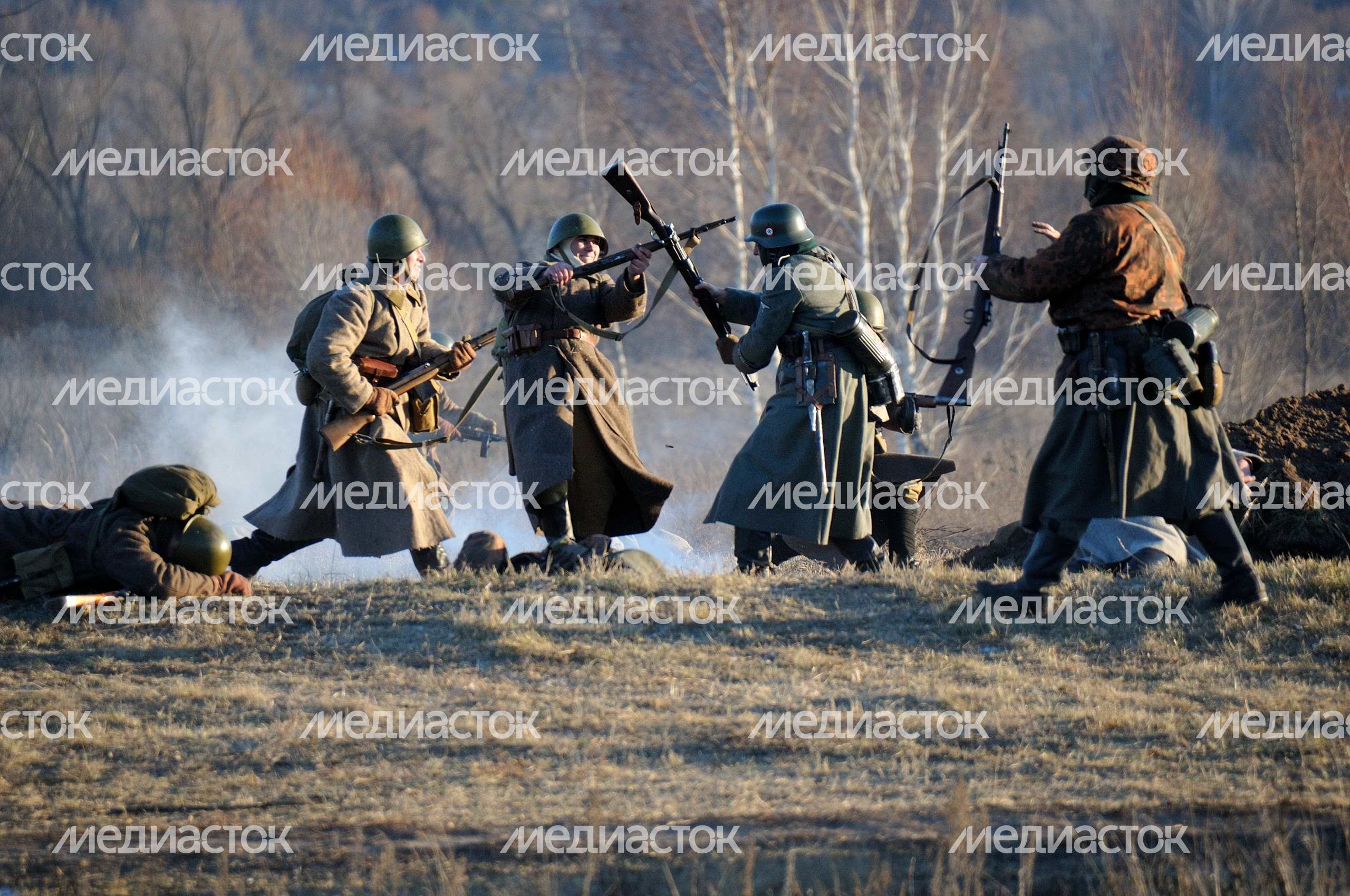 Реконструкция битвы под Москвой времен ВОВ в Ступинском районе