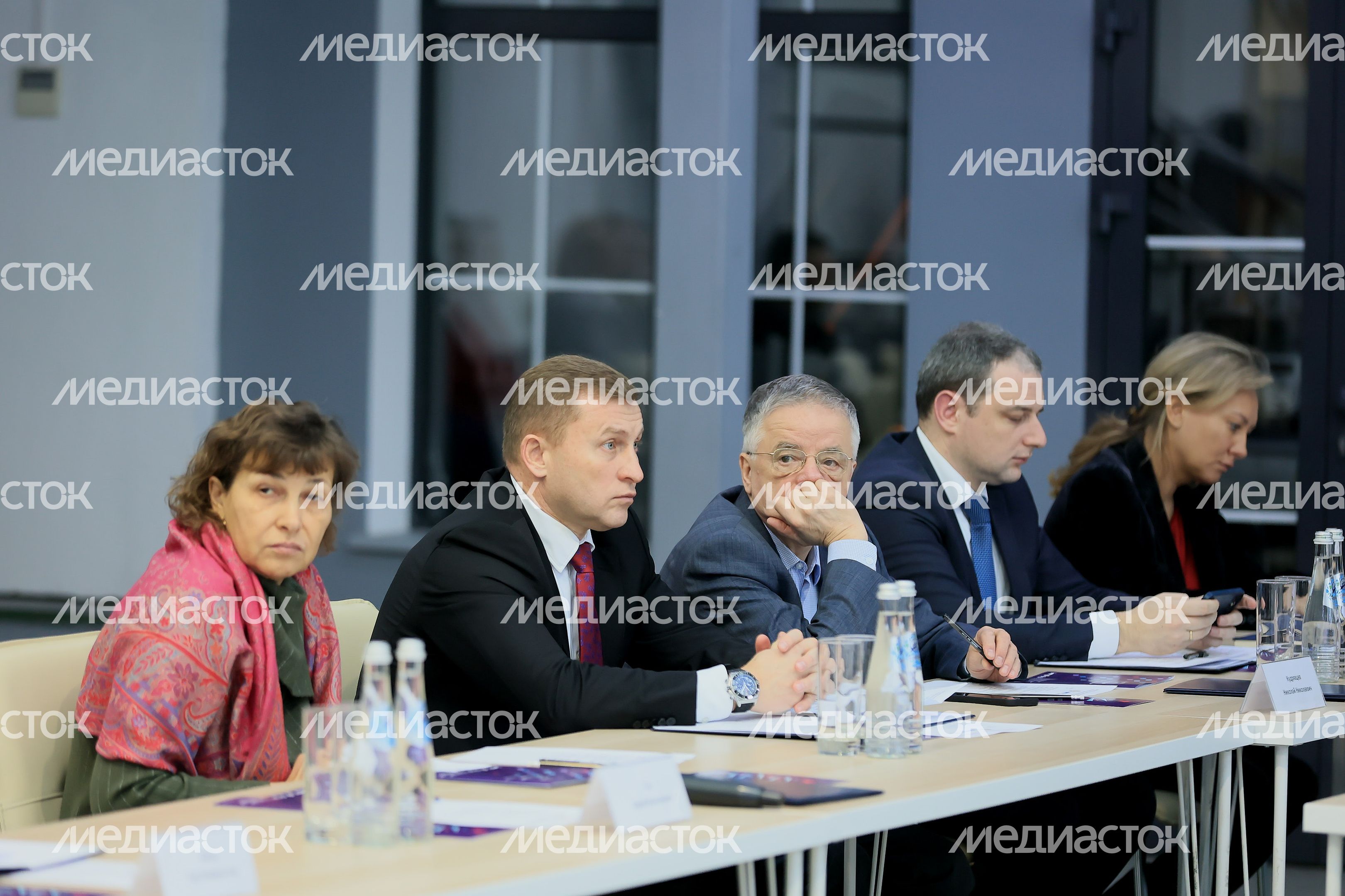 Проверка хода работ в будущем кампусе для проживания и детском технопарке на базе Физтех-лицея им. П.Л. Капицы Губернатором Подмосковья