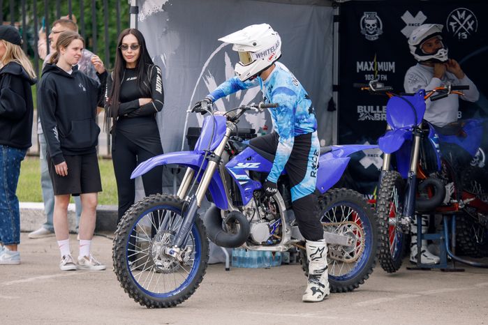 Шоу команды мотофристайла FMX13 в Лобне