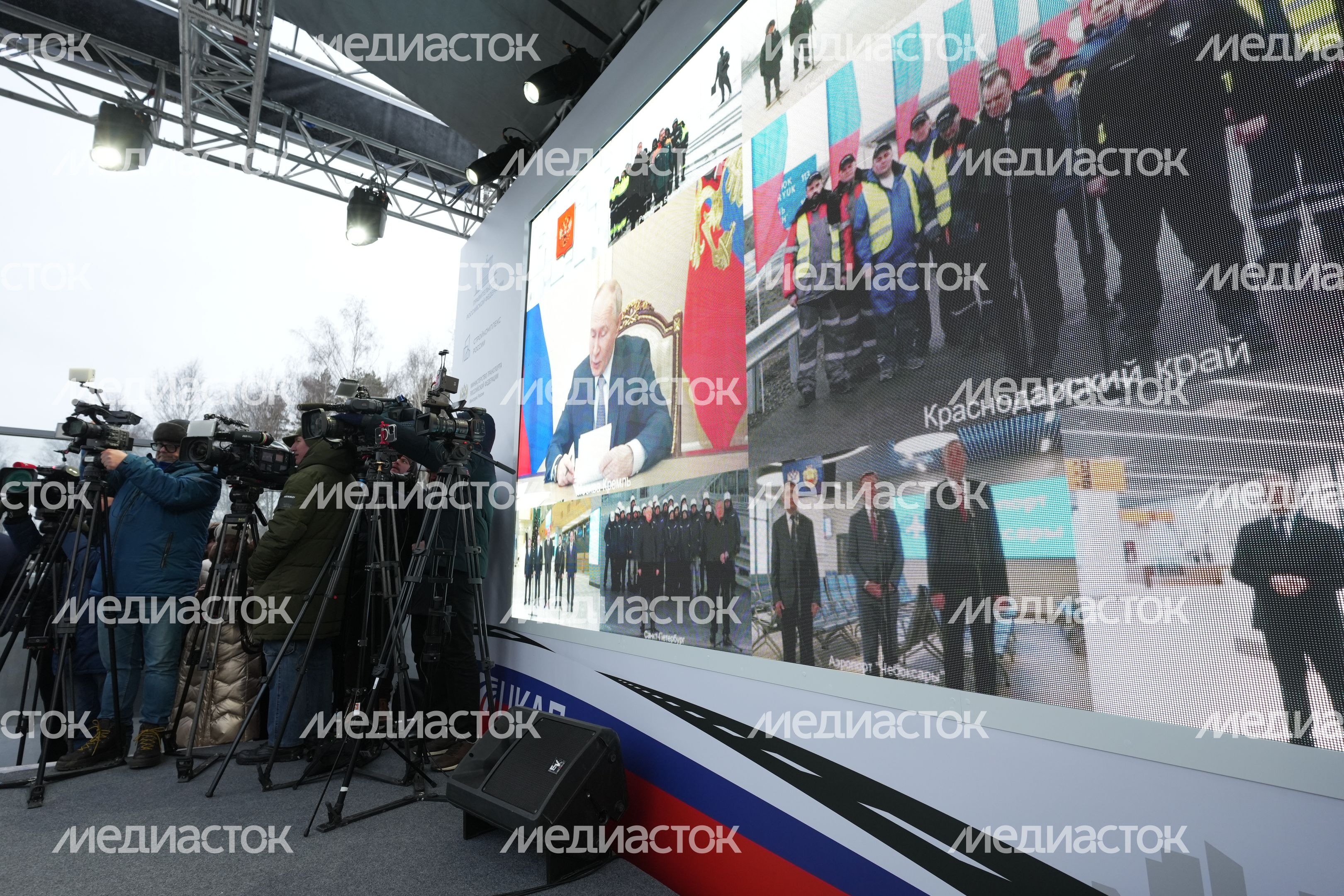 Андрей Воробьев принял участие в запуске движения по обходу деревни Малые Вяземы Андрей Воробьев принял участие в запуске движения по обходу деревни Малые Вяземы