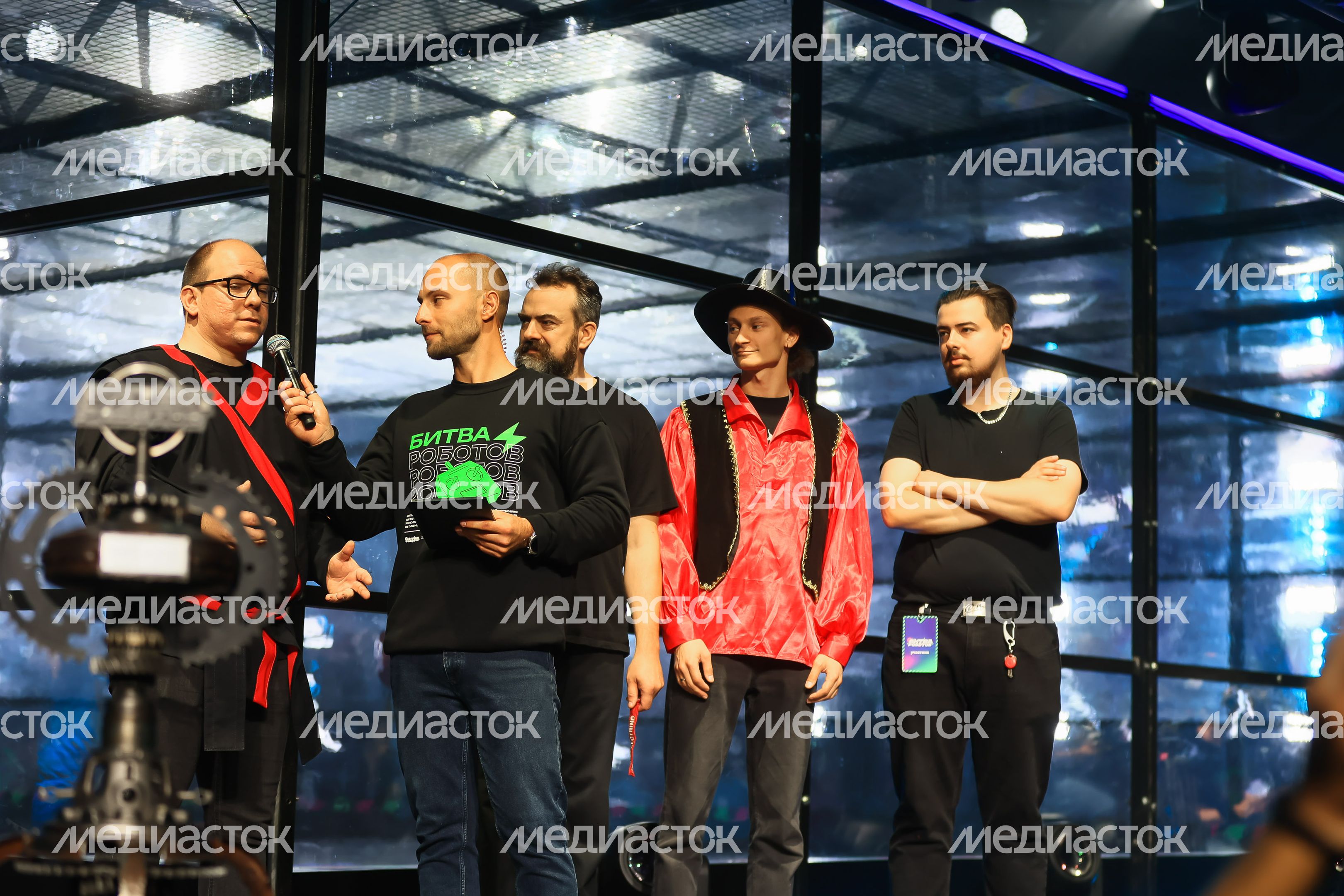 Посещение Губернатором Подмосковья Международного чемпионата «Битва роботов»