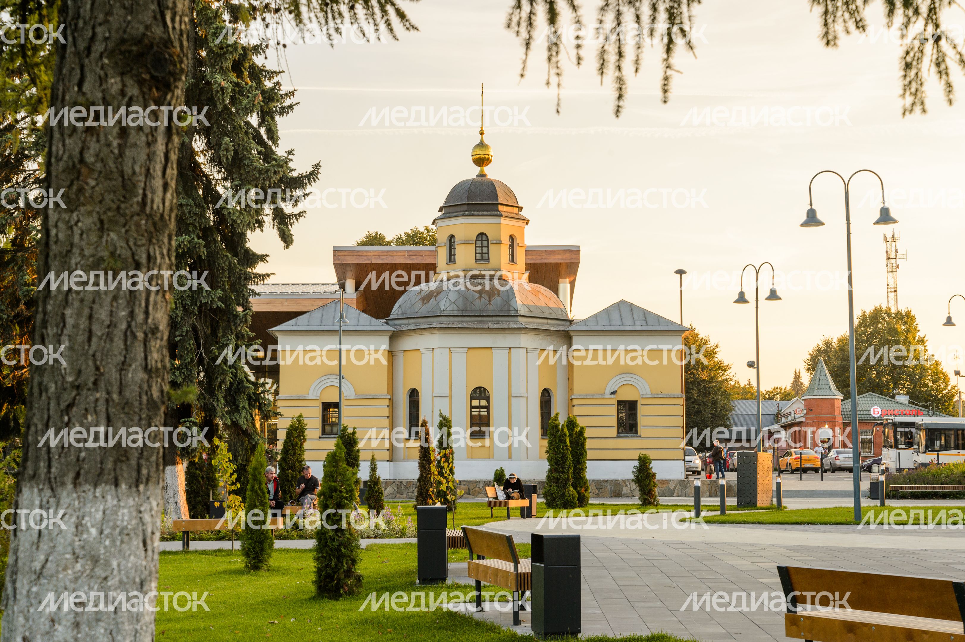 Бронницы. Площадь имени Тимофеева Бронницы. Площадь имени Тимофеева