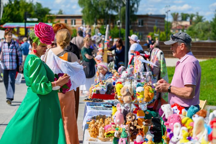 Ярмарка города мастеров на гастрономическом фестивале «Вар-Варенье» в Ликино-Дулево