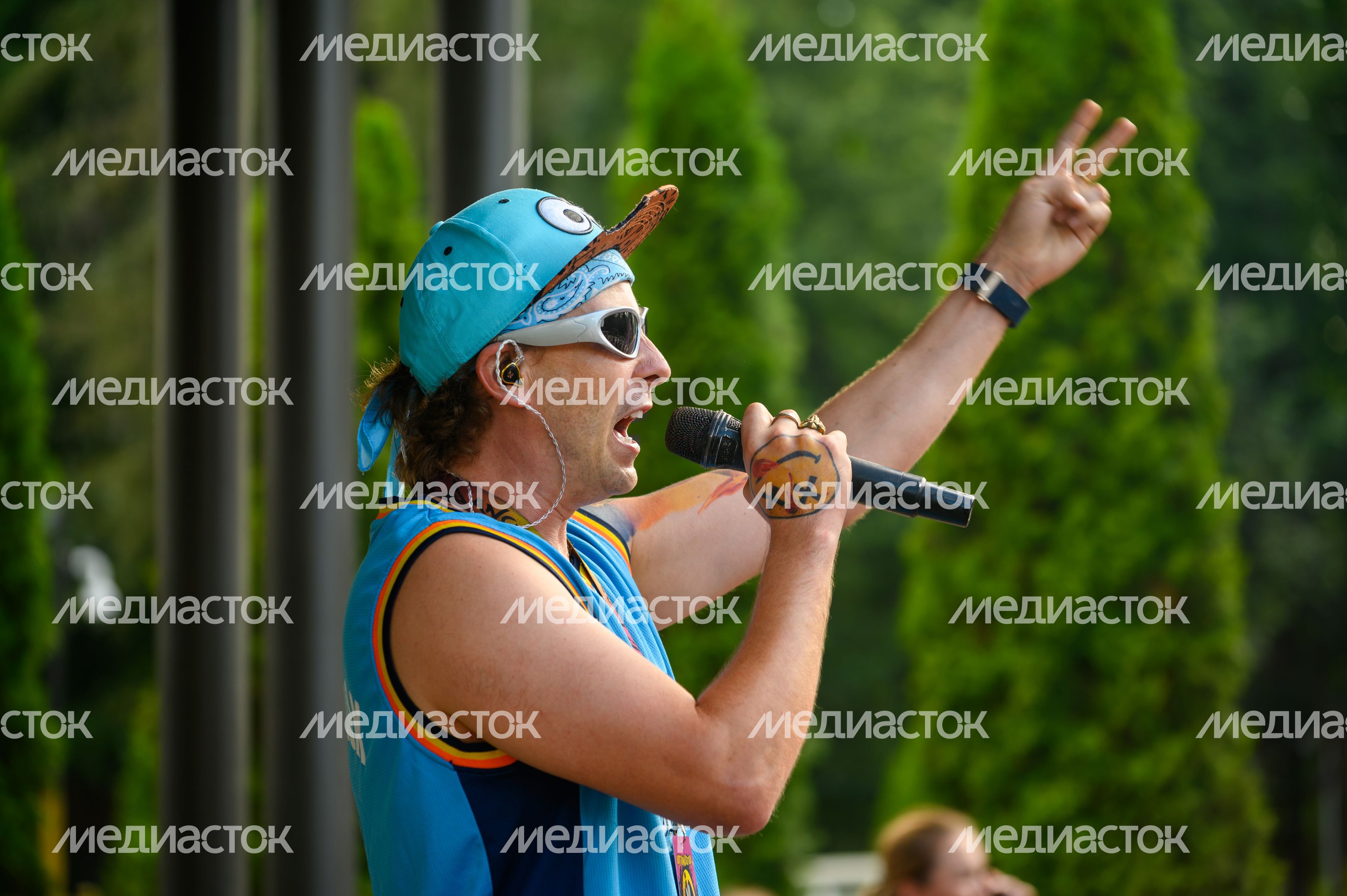 Фестиваль красок Holi Dance в Наташинском парке в Люберцах Фестиваль красок Holi Dance в Наташинском парке в Люберцах