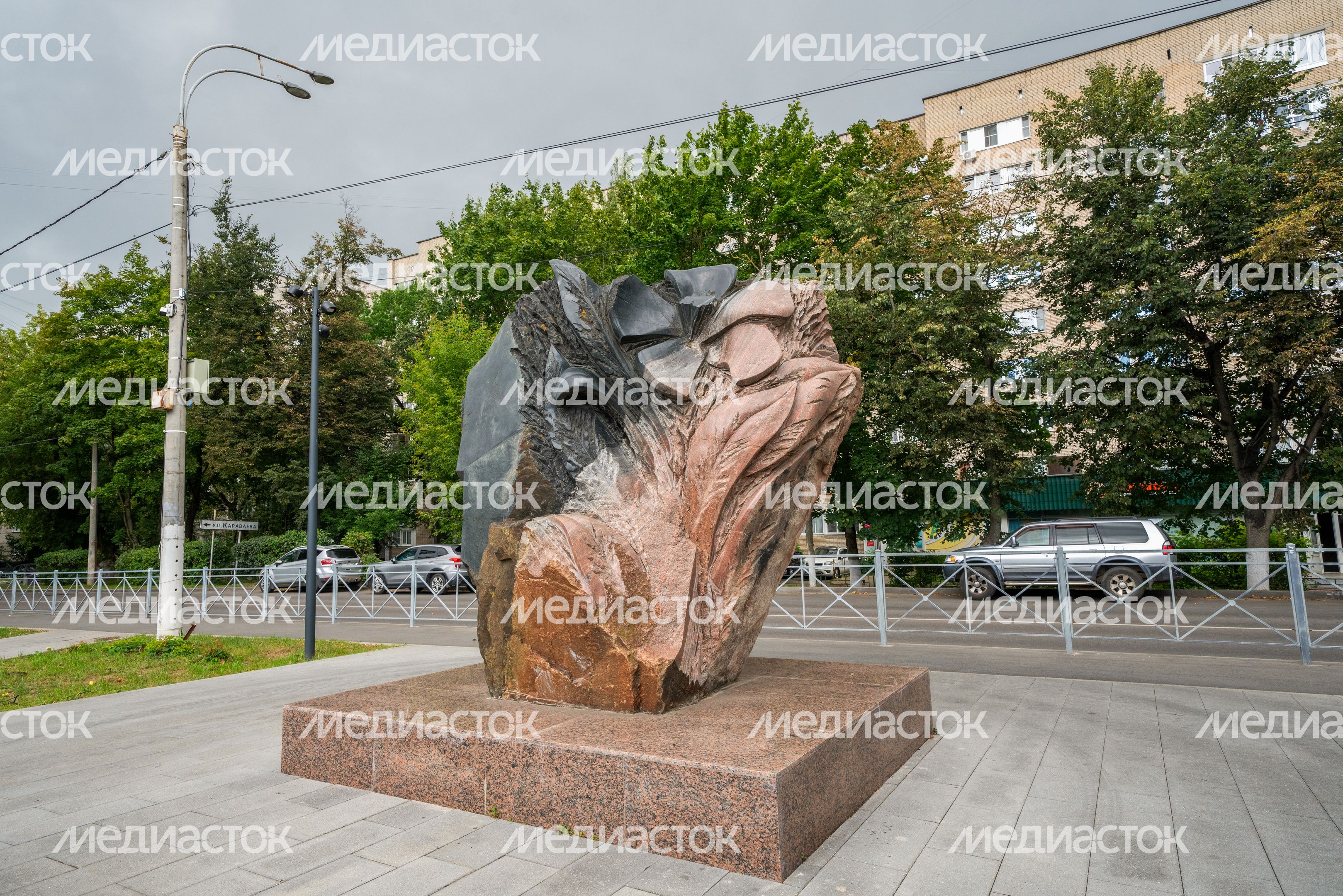 Памятник подольчанам – ликвидаторам катастроф в сквере Спасателей Подольска Памятник подольчанам – ликвидаторам катастроф в сквере Спасателей Подольска