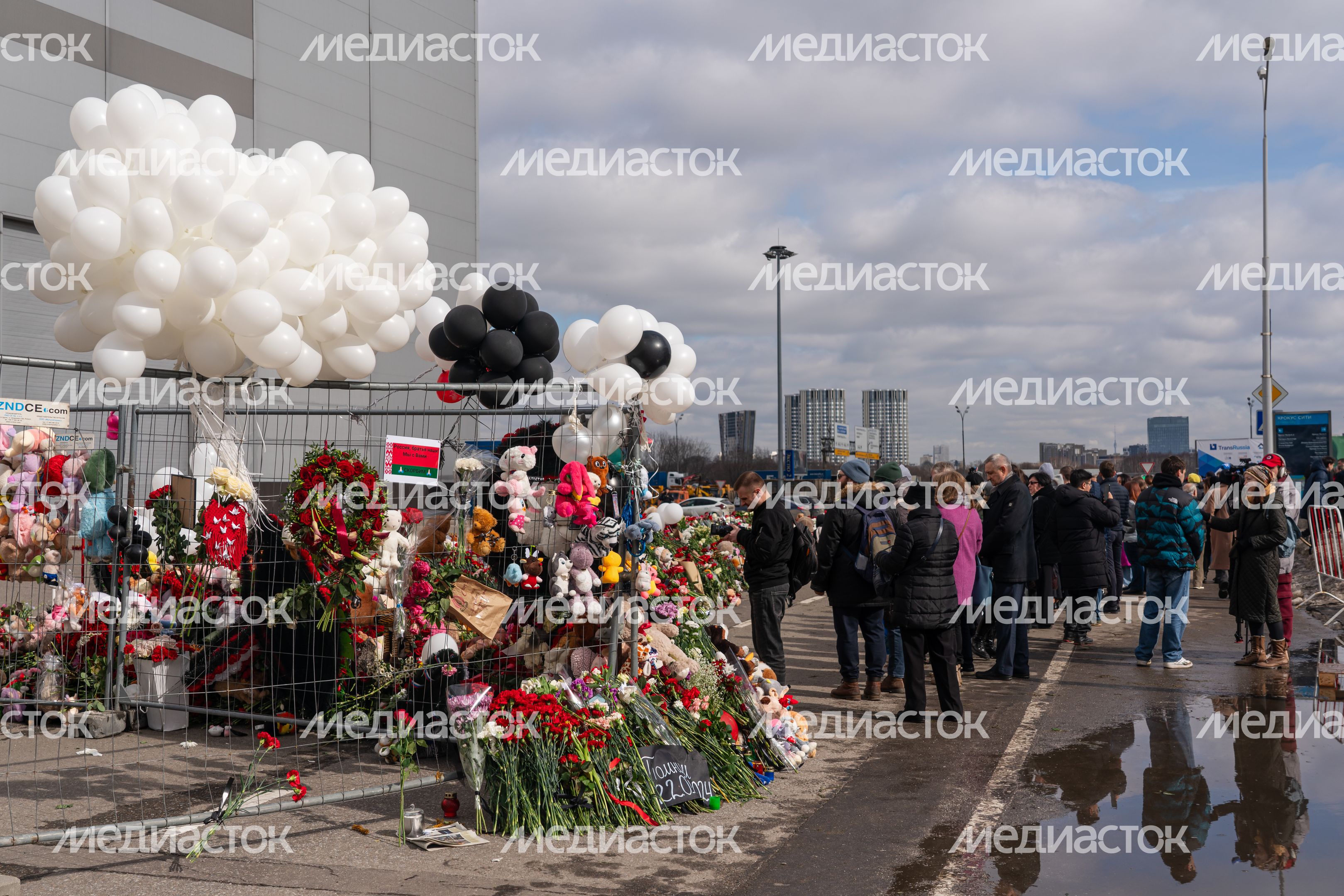 Мемориал памяти погибших в «Крокус Сити Холле» в Красногорске