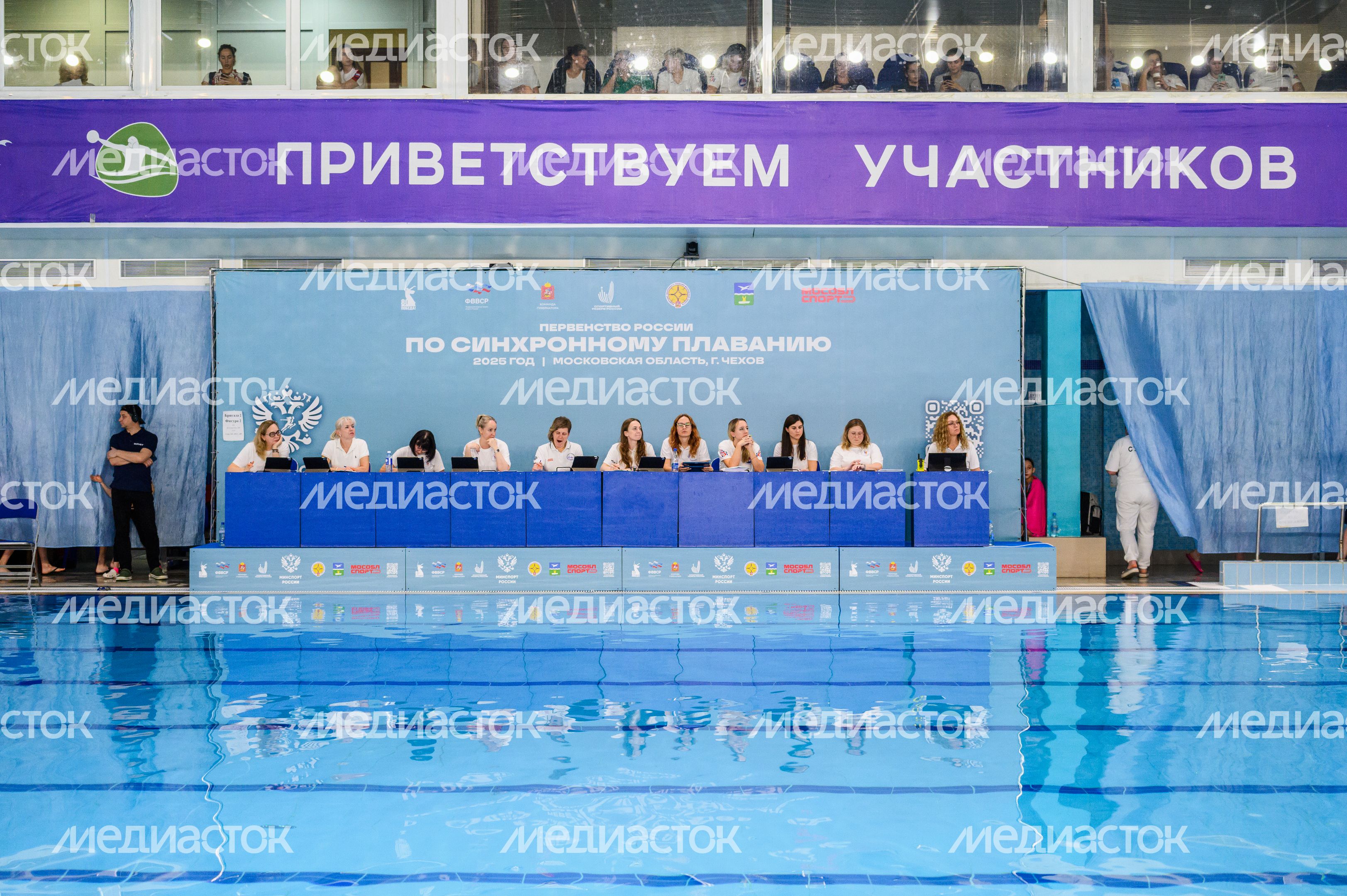 Первенство России по синхронному плаванию среди юношей и девушек в Чехове