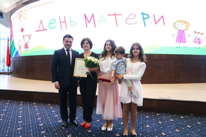 День матери
