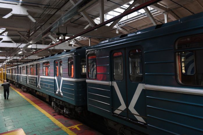Кварцевание и обеззараживание вагонов метро в Москве
