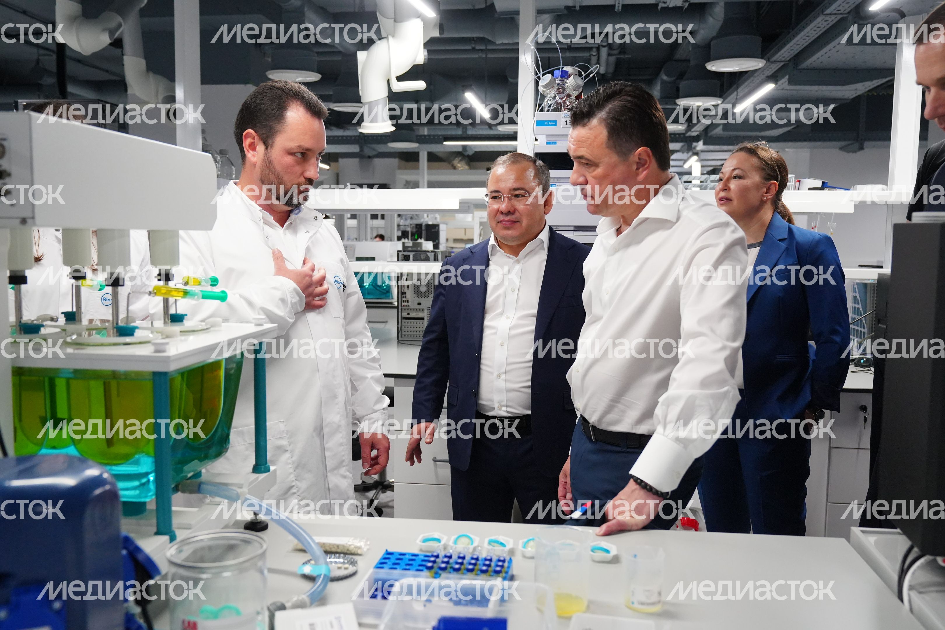 Губернатору представили проект развития R&D-Центра фармкомпании «Биннофарм Групп» в Красногорске