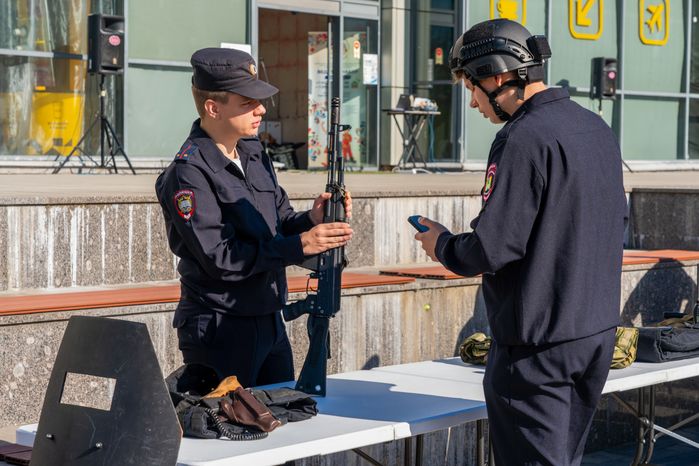 Профориентация для молодежи на мероприятии «Один день с полицией Домодедово»