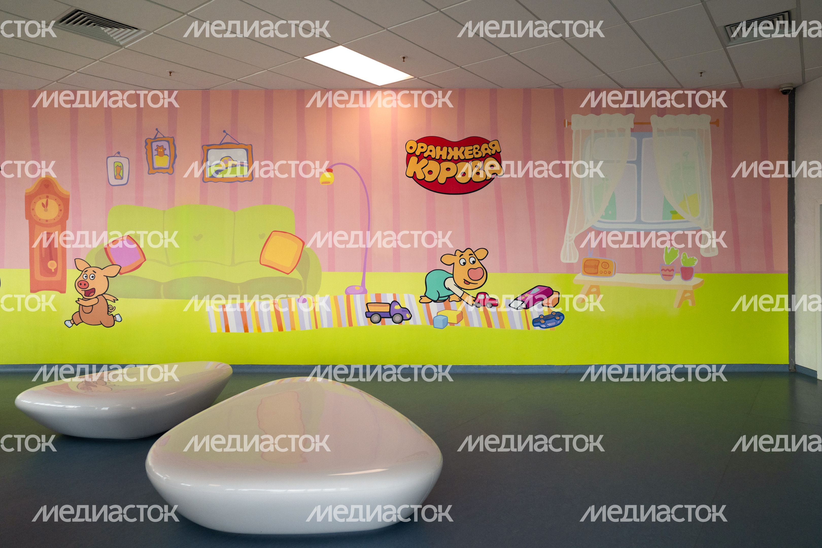 Герои «Союзмультфильма» на стенах Детского клинического центра им. Л.М. Рошаля в Красногорске Герои «Союзмультфильма» на стенах Детского клинического центра им. Л.М. Рошаля в Красногорске