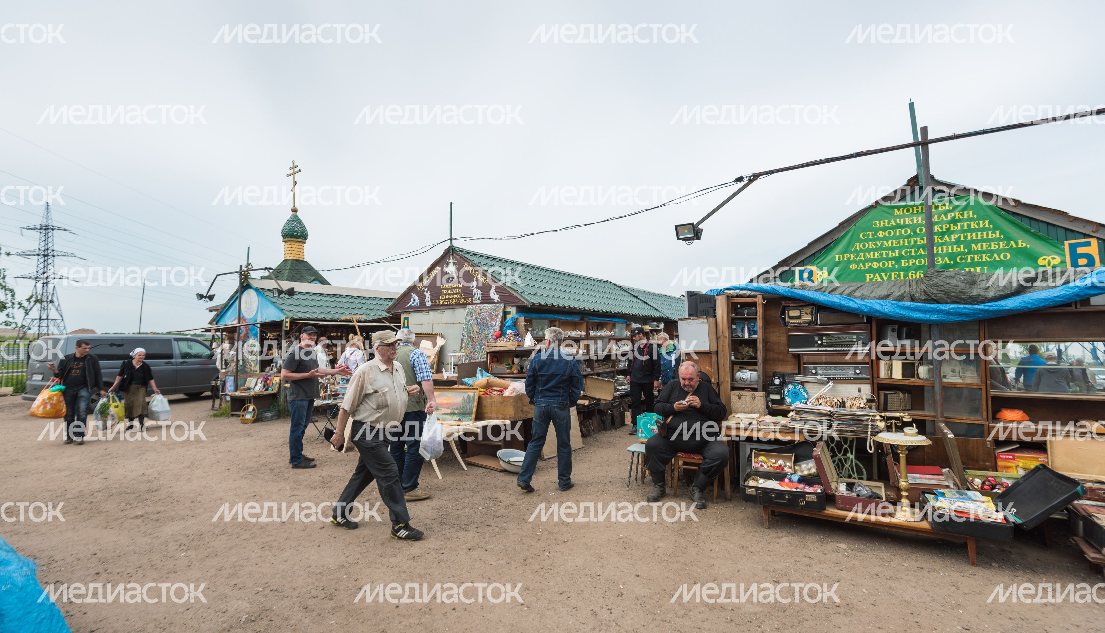 Блошиный рынок «Левша» в Новоподрезково