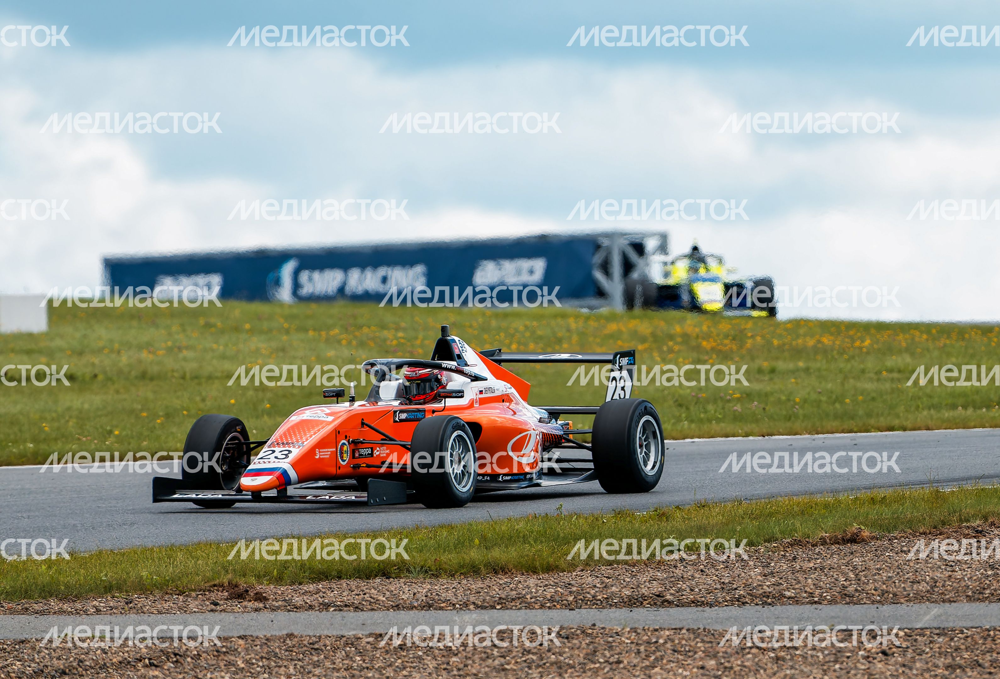 VI этап российской серии кольцевых гонок на автодроме Moscow Raceway