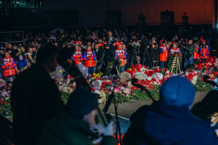 Акция памяти «Журавли» прошла на девятый день после теракта в "Крокус Сити Холле"