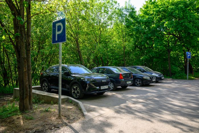 Парковка в Красногорском городском парке после благоустройства
