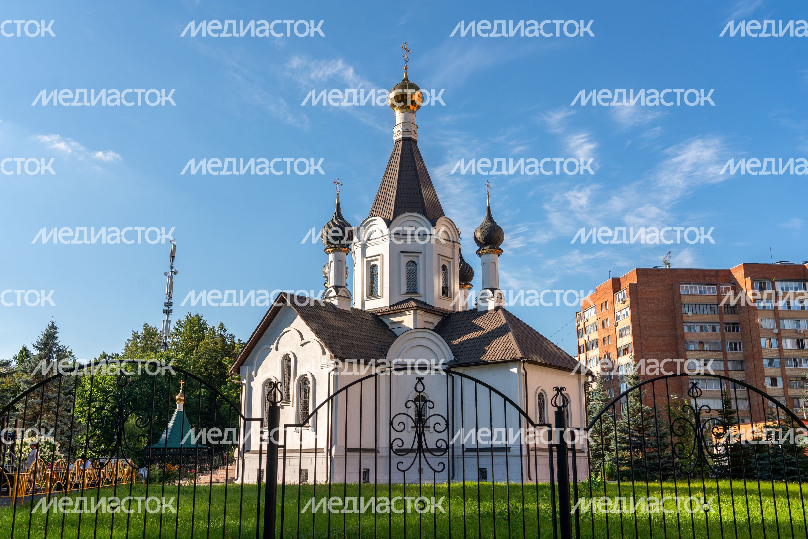 Церковь Рождества Христова в микрорайоне Центральный в Домодедово Церковь Рождества Христова в микрорайоне Центральный в Домодедово