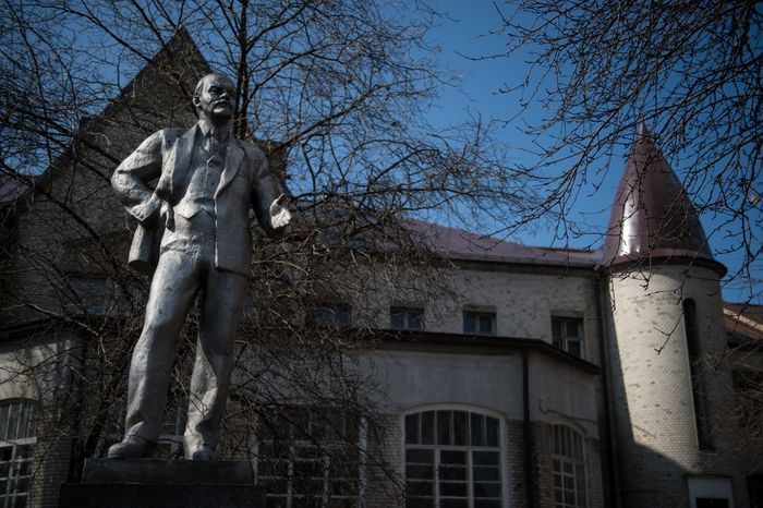 Памятник Ленину в Химках