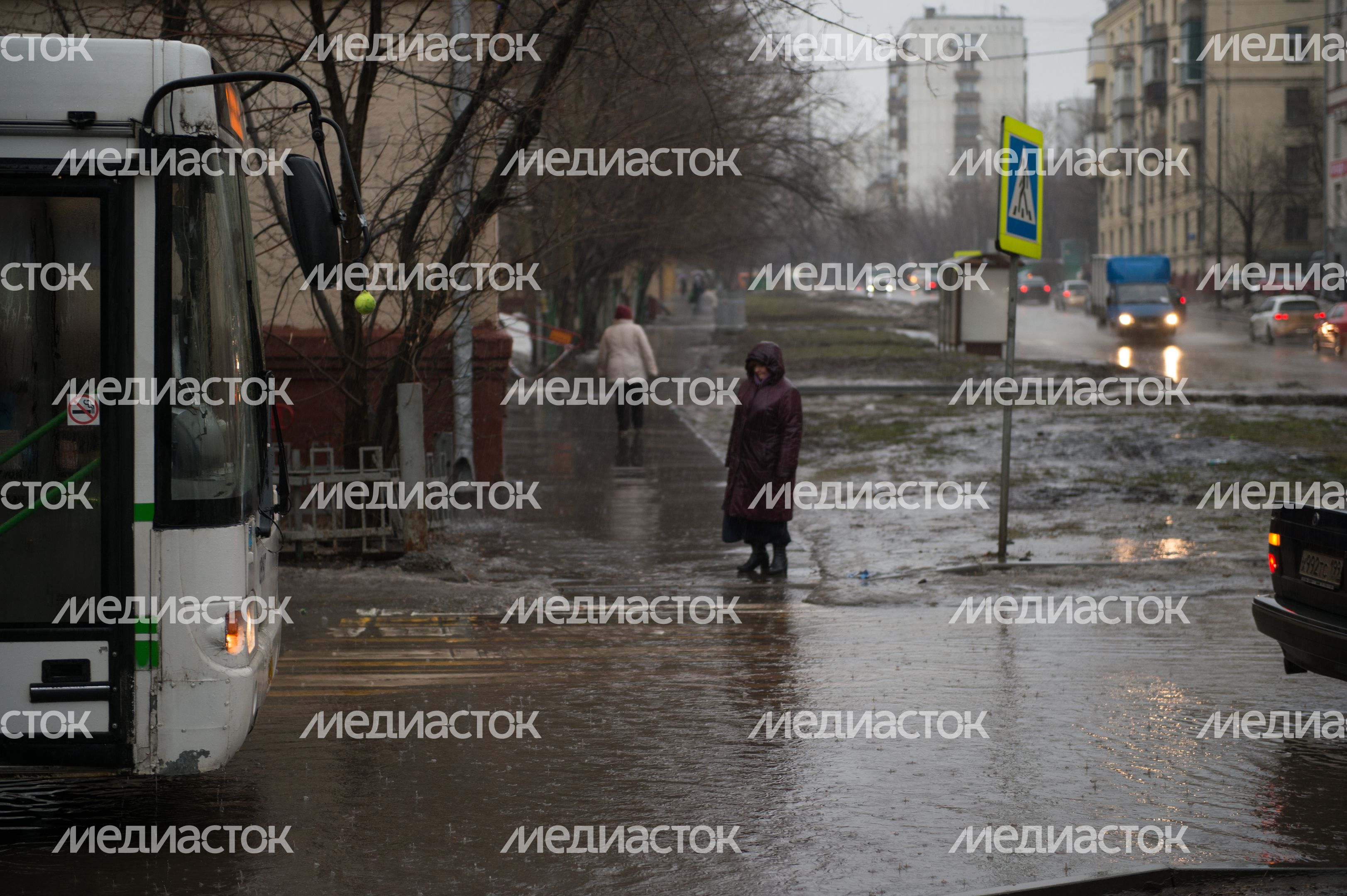 Сильный дождь в Москве