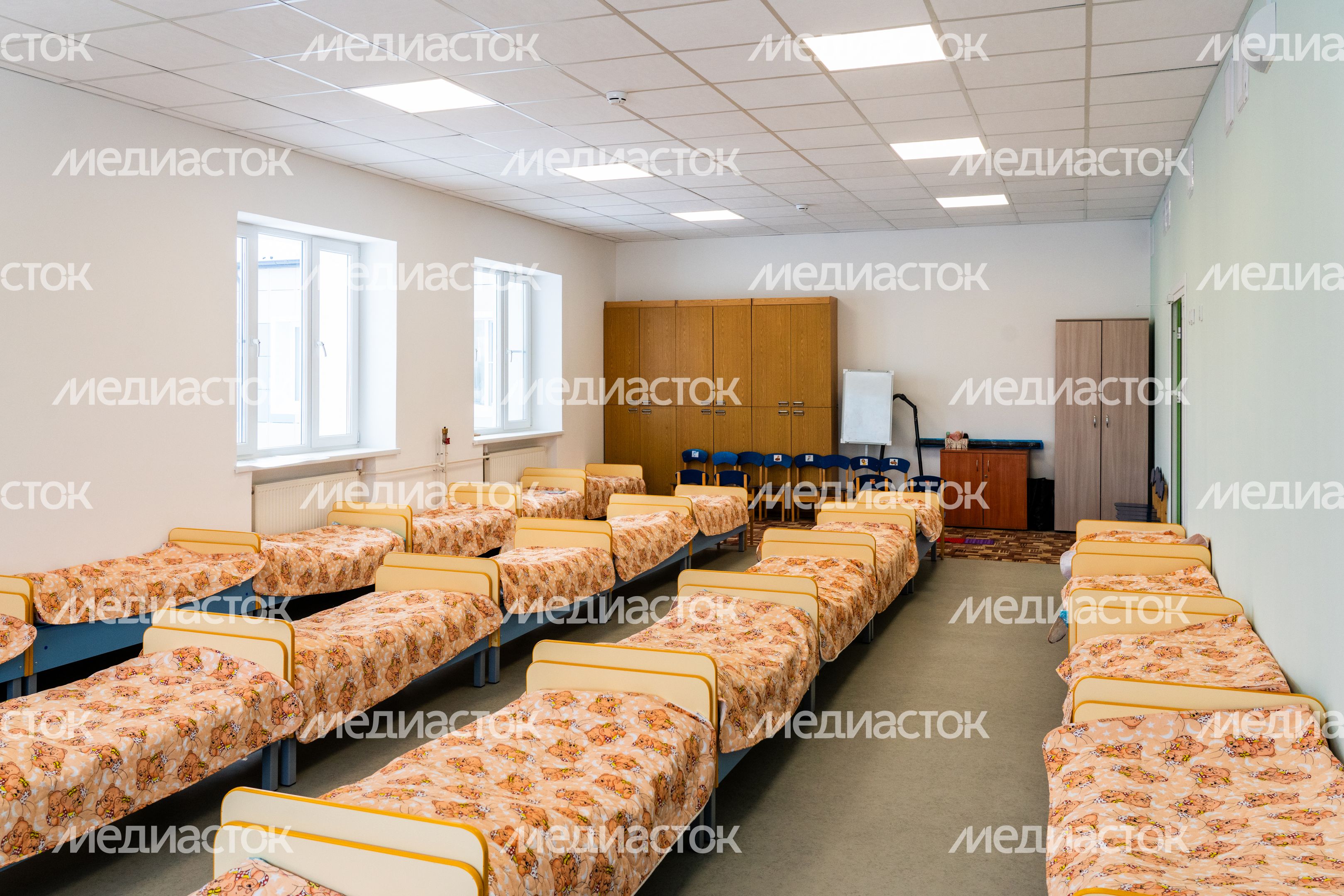 Спальня в детском саду поселка Колюбакино Рузского округа после капитального ремонта Спальня в детском саду поселка Колюбакино Рузского округа после капитального ремонта