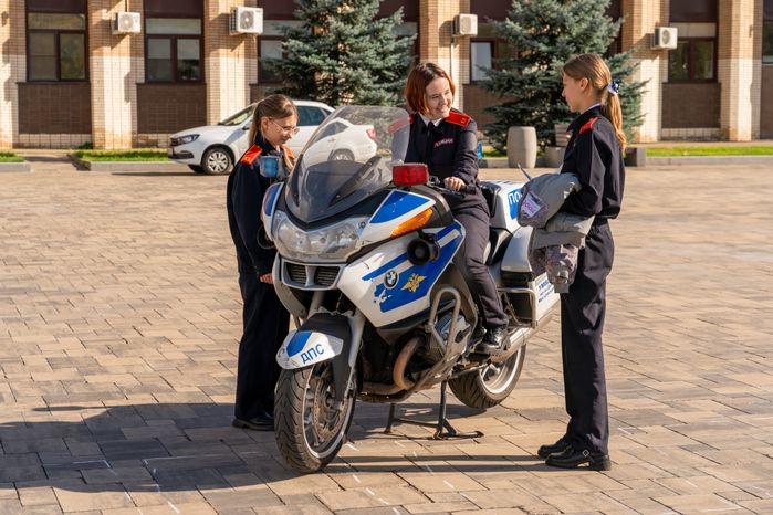 Профориентация для молодежи на мероприятии «Один день с полицией Домодедово»