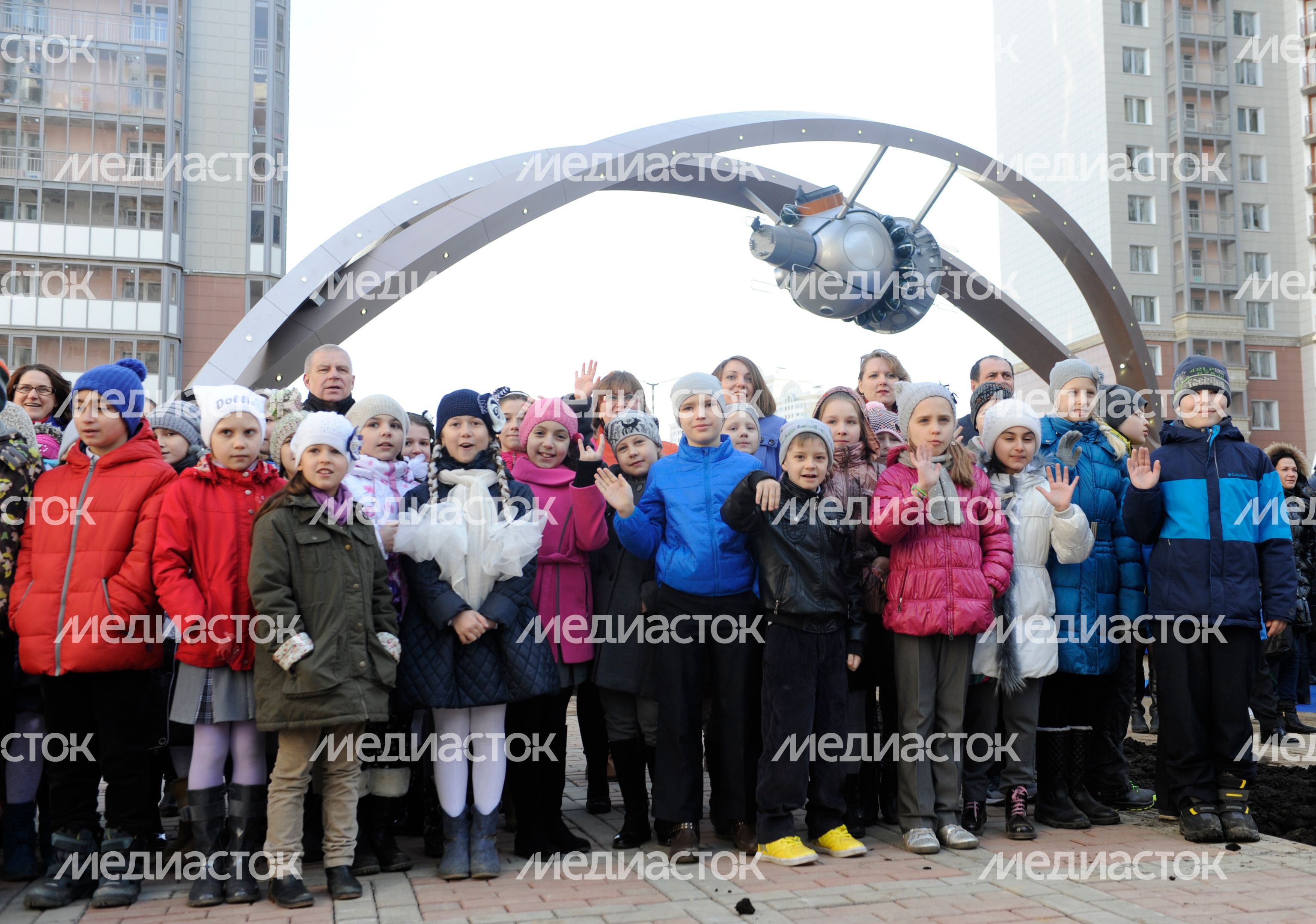 Открытие Аллеи Космонавтов в Красногорске Открытие Аллеи Космонавтов в Красногорске
