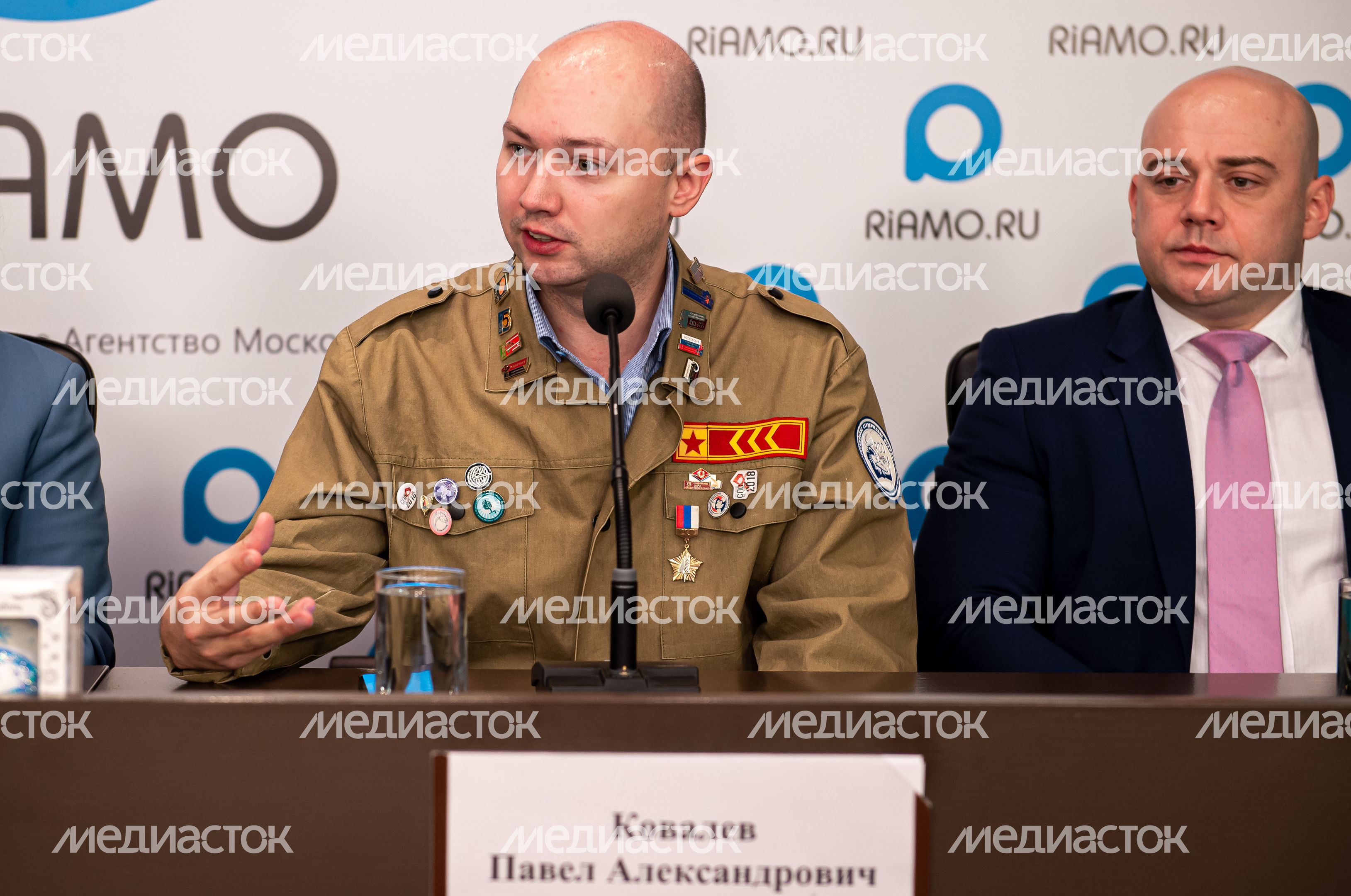 Пресс-конференция по организации «Добрых комнат» в Подмосковье Пресс-конференция по организации «Добрых комнат» в Подмосковье