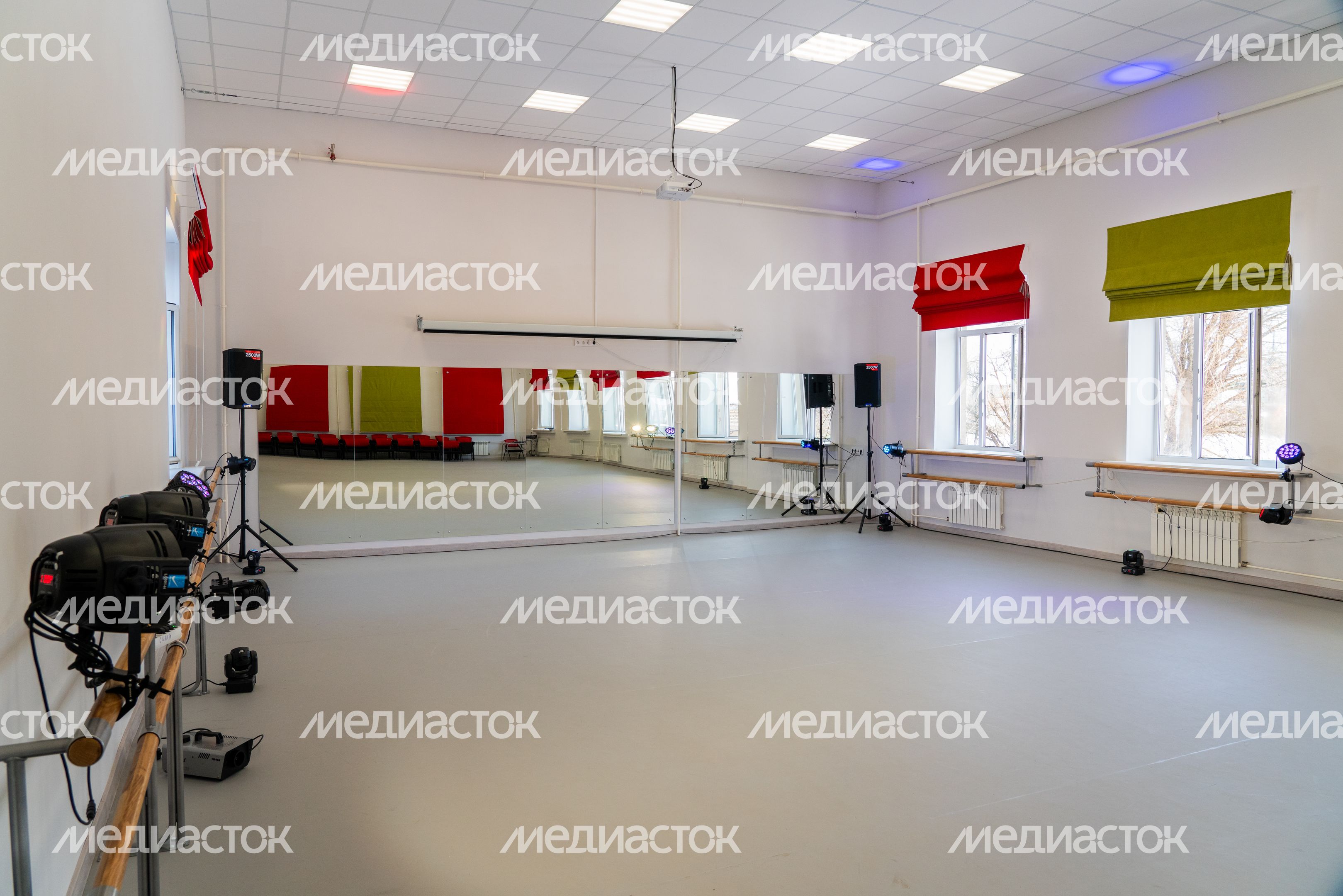 Хореографический зал в Культурном центре «Красный Арт» в Лобне после ремонта