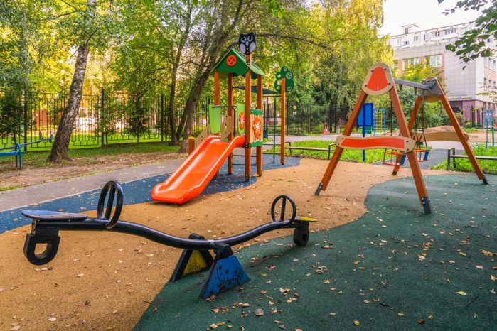 Детская площадка в Одинцово на Можайском шоссе, 105 после благоустройства
