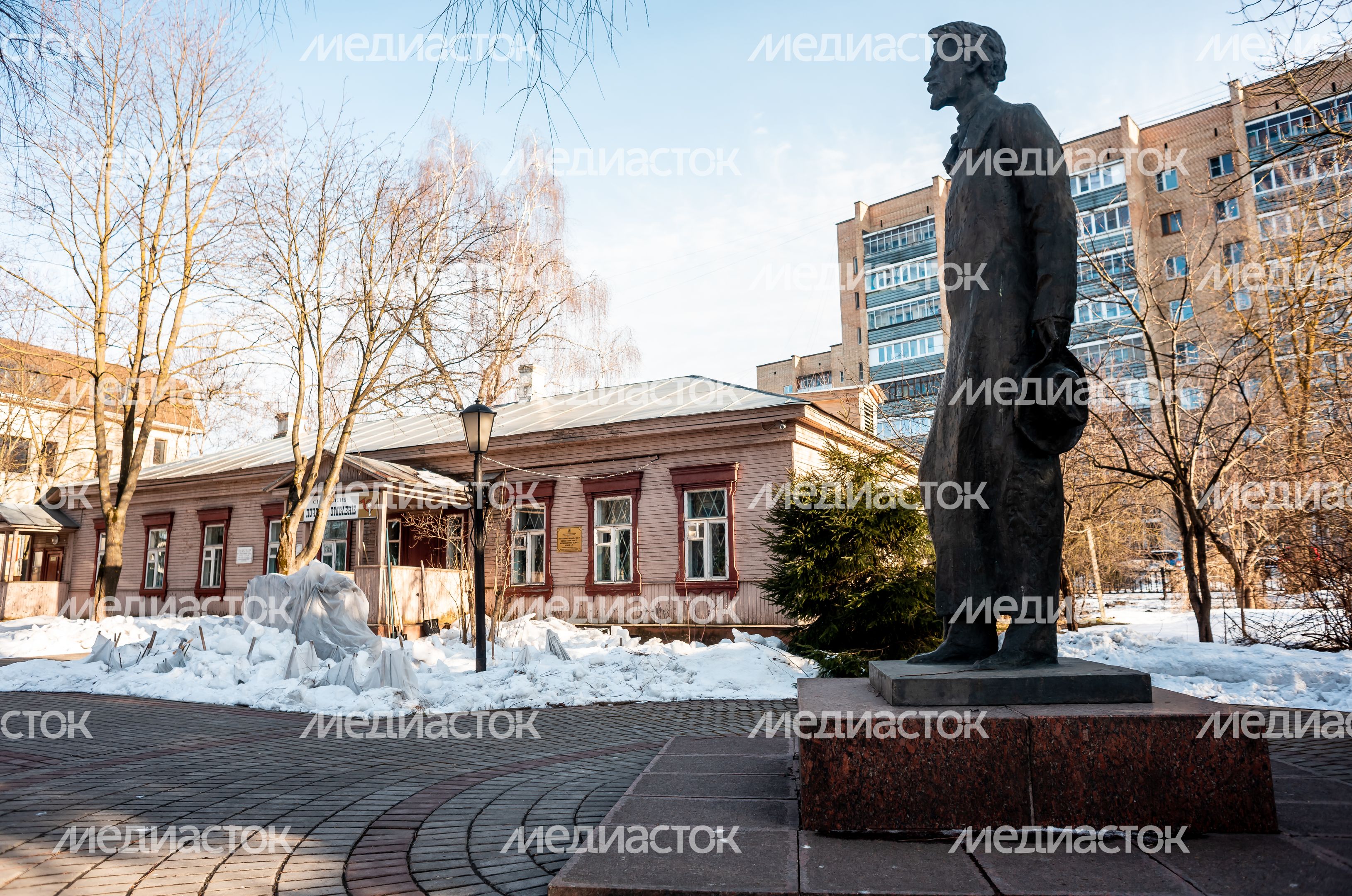 Зимние виды города Чехов