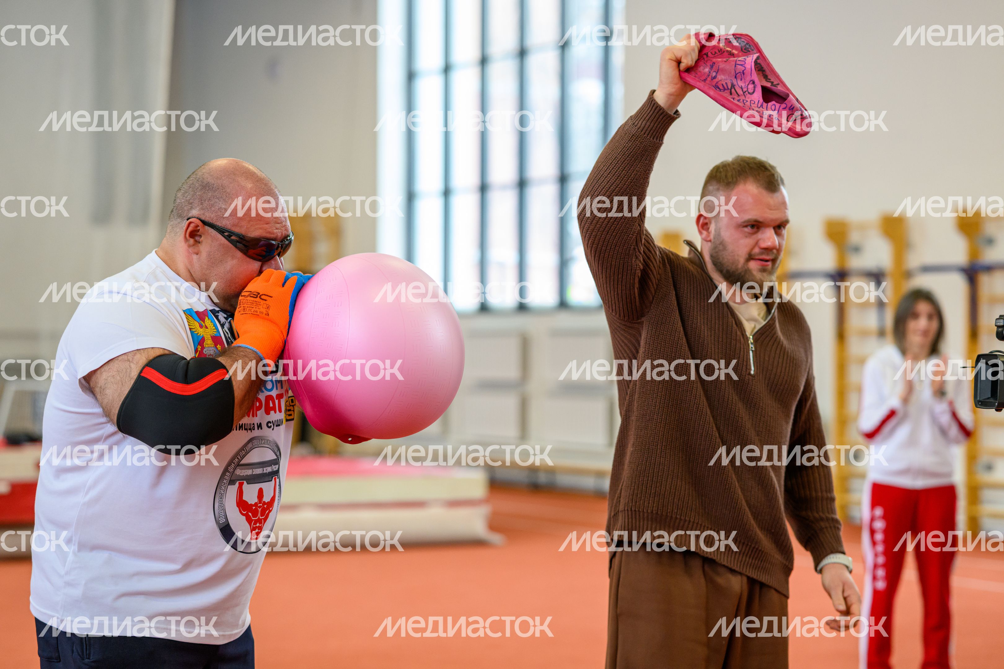 Мастер-класс от силача-экстремала Сергея Агаджаняна и актера Андрея Сухина в Люберцах Мастер-класс от силача-экстремала Сергея Агаджаняна и актера Андрея Сухина в Люберцах