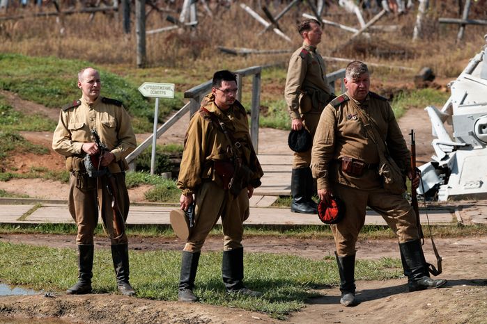 Военно-историческая реконструкция «Огненная дуга» в Одинцовском округе, посвященная Курской битве