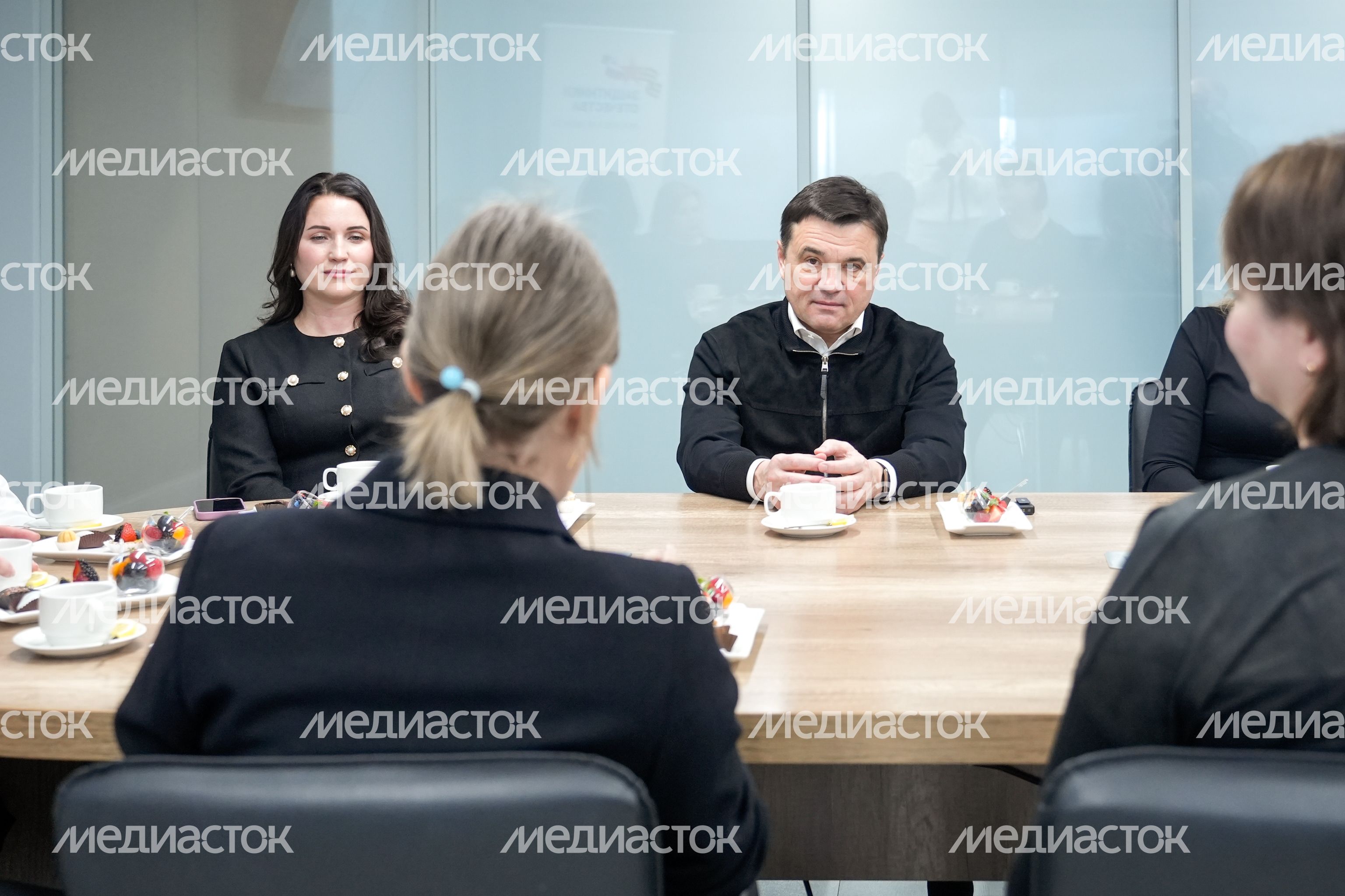 Андрей Воробьев поблагодарил соцкоординаторов Госфонда "Защитники Отечества" за поддержку ветеранов СВО и их семей