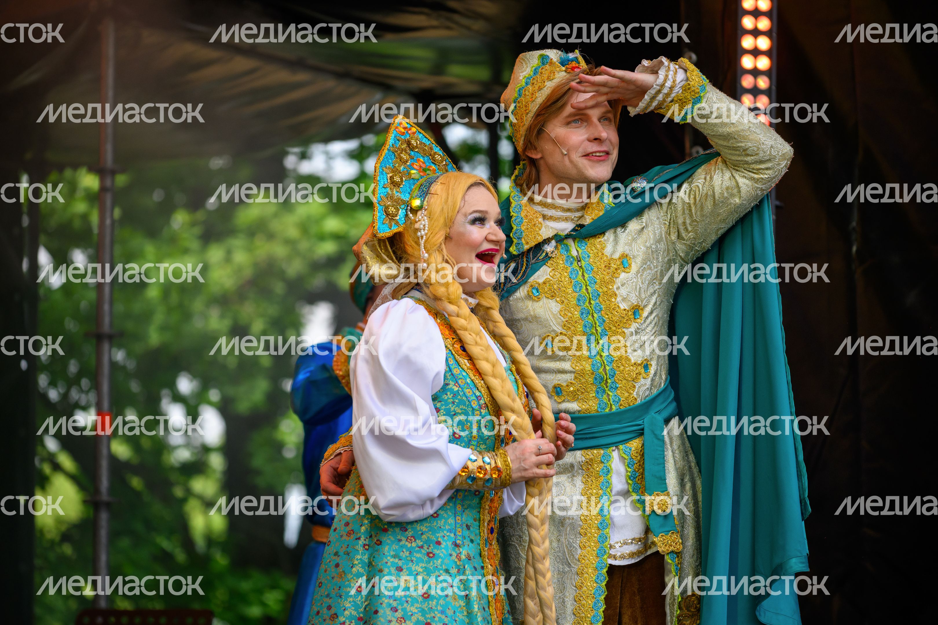 Спектакль «Лукоморье» по сказкам А. Пушкина на Литературном фестивале «Проект: Поэт» в усадьбе Вяземы