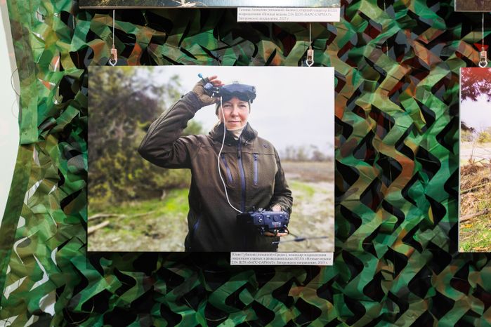Выставка «От Победы к Победе», посвященная бойцам СВО, в Сергиево-Посадском историко-художественном музее