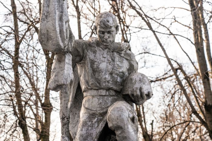 Братская могила в поселке Чашниково округа Солнечногорск