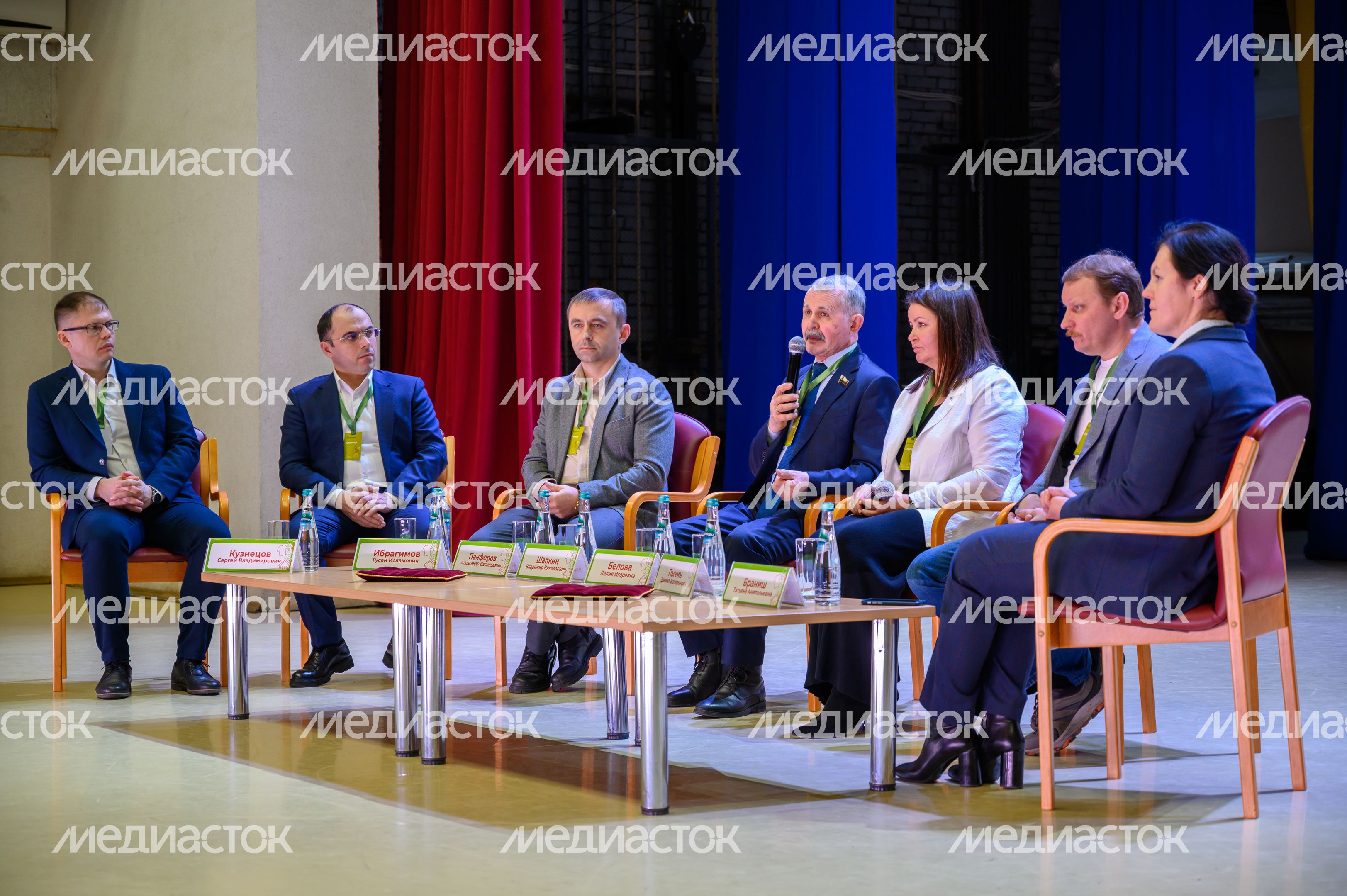 Дискуссия на тему «Переход на экономику замкнутого цикла» ко Дню вторичной переработки в Долгопрудном Дискуссия на тему «Переход на экономику замкнутого цикла» ко Дню вторичной переработки в Долгопрудном
