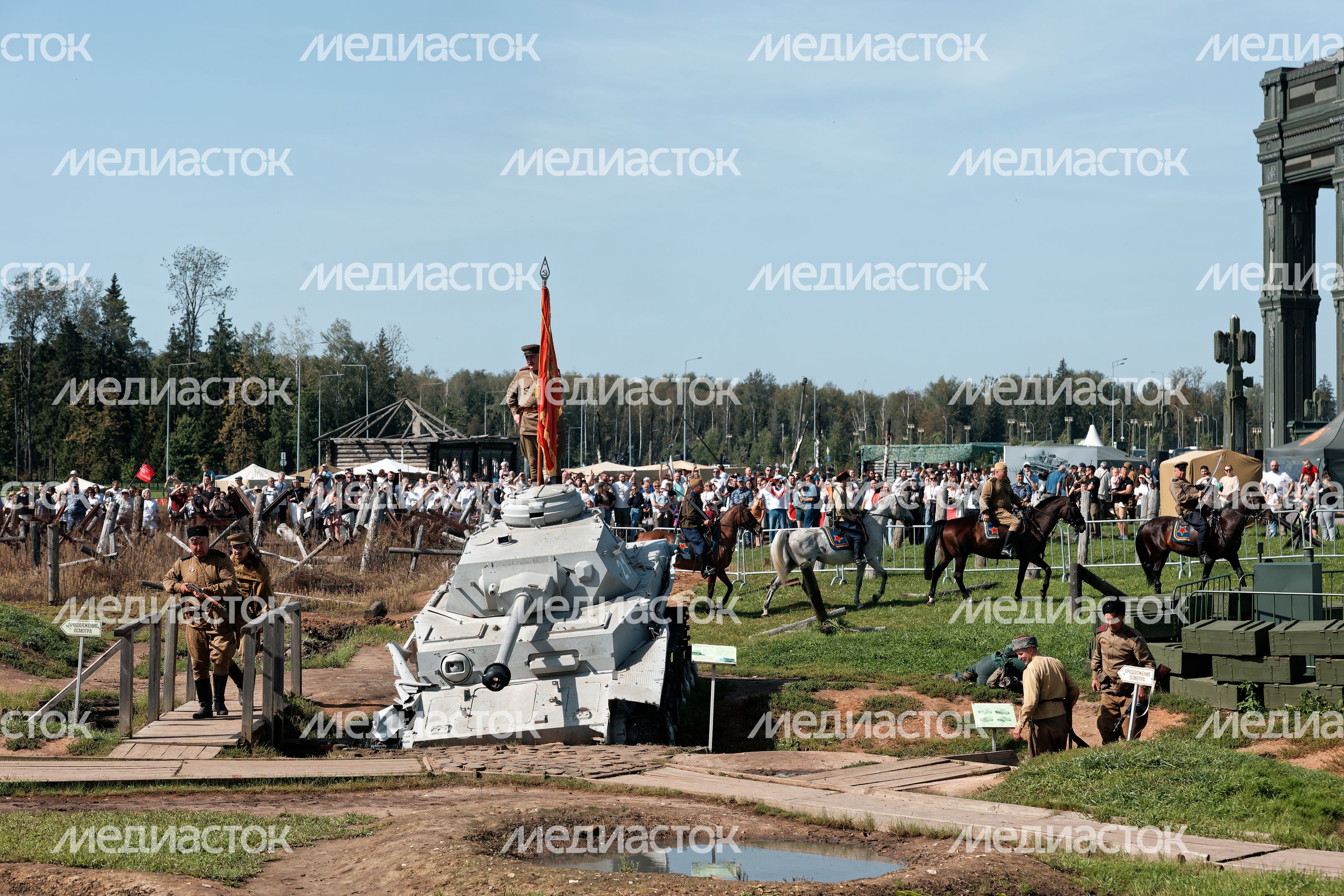 Военно-историческая реконструкция «Огненная дуга» в Одинцовском округе, посвященная Курской битве
