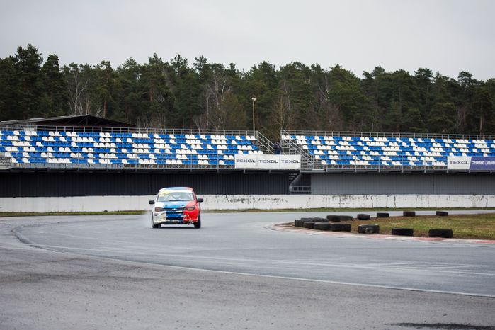 Открытие сезона ралли-кросса на гоночной трассе ADM Raceway в Мячково округа Люберцы