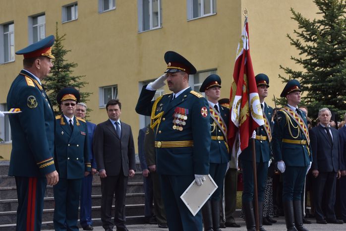 Церемония вручения ордена Жукова Софринской бригаде