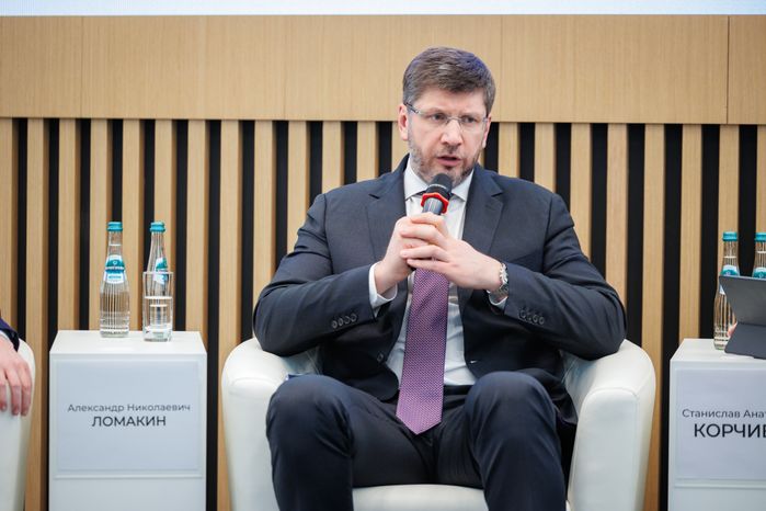 Александр Ломакин принял участие в работе форума "Эффективная РСО"