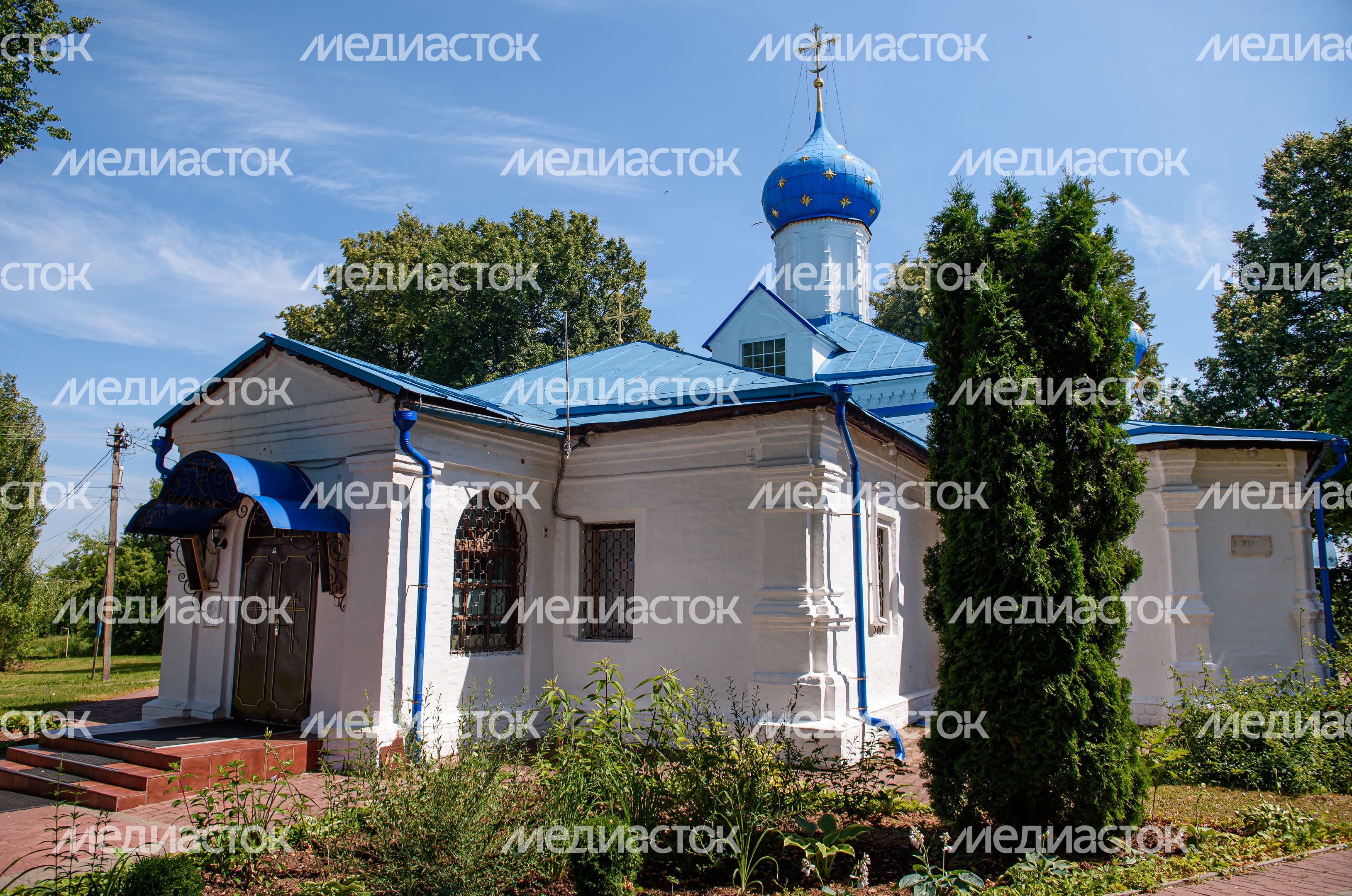 Летние виды Феодоровского женского монастыря