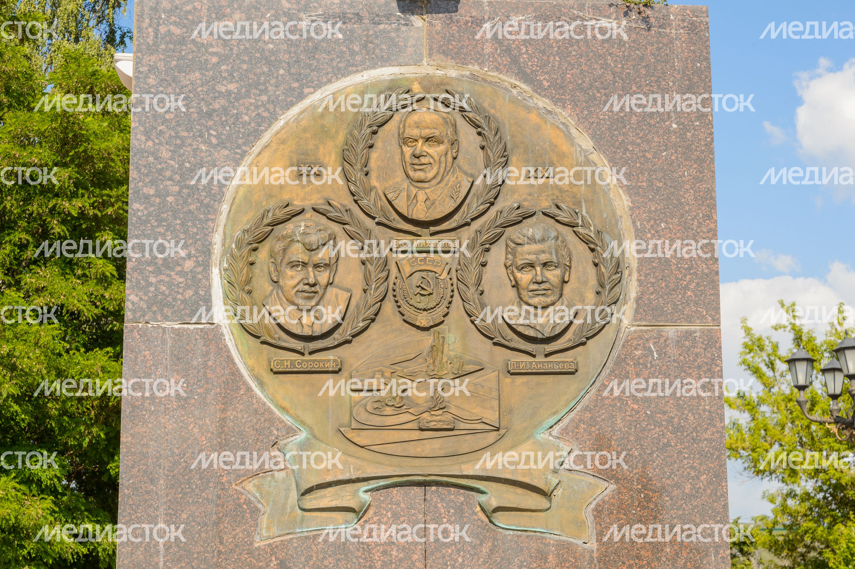 Площадь Бугрова Площадь Бугрова