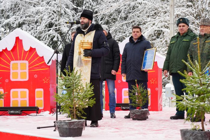 В Можайском городском округе спилили главную новогоднюю ель страны
