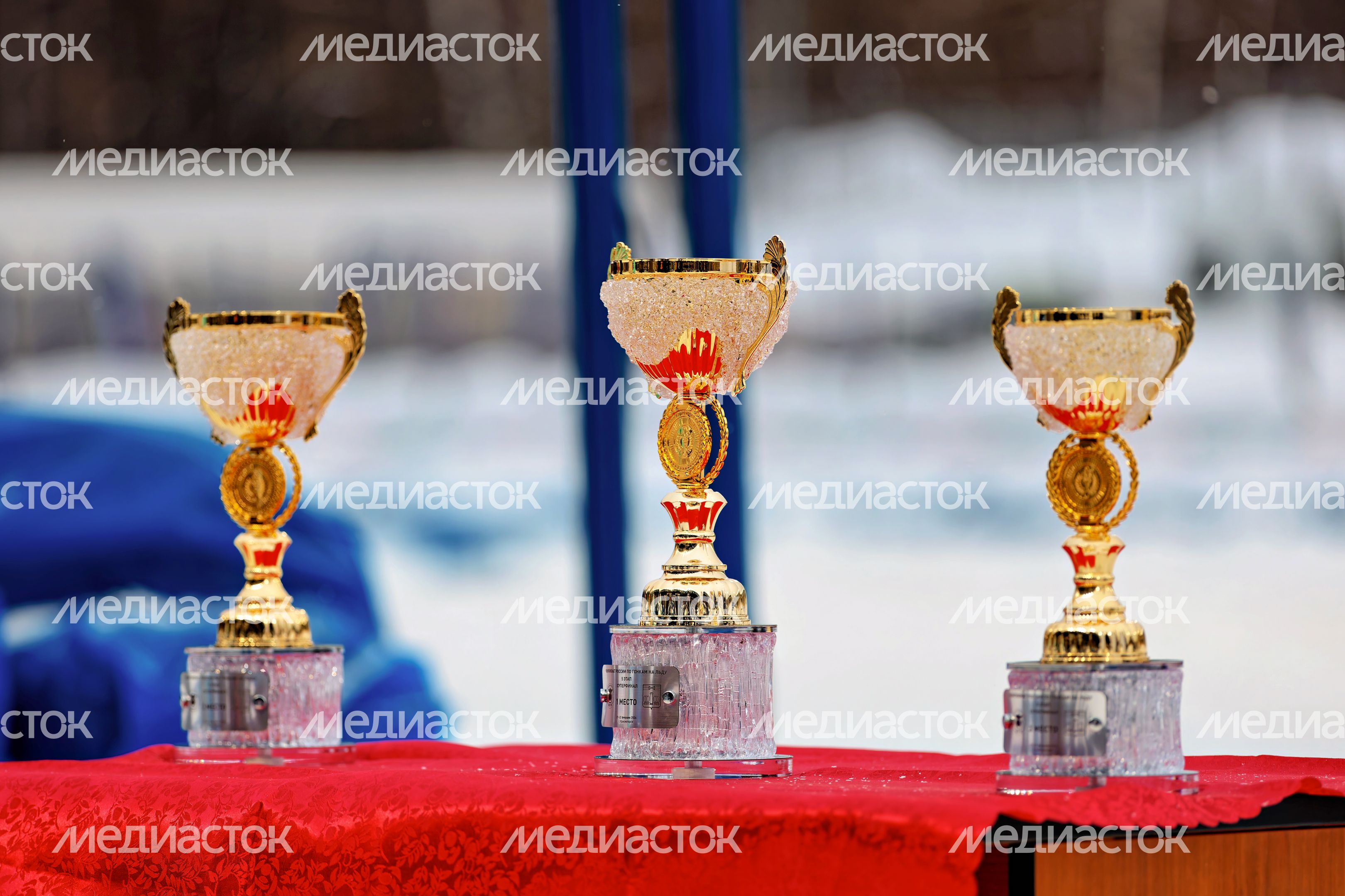 Второй день суперфинала личного чемпионата России по ледовому спидвею в Красногорске Второй день суперфинала личного чемпионата России по ледовому спидвею в Красногорске
